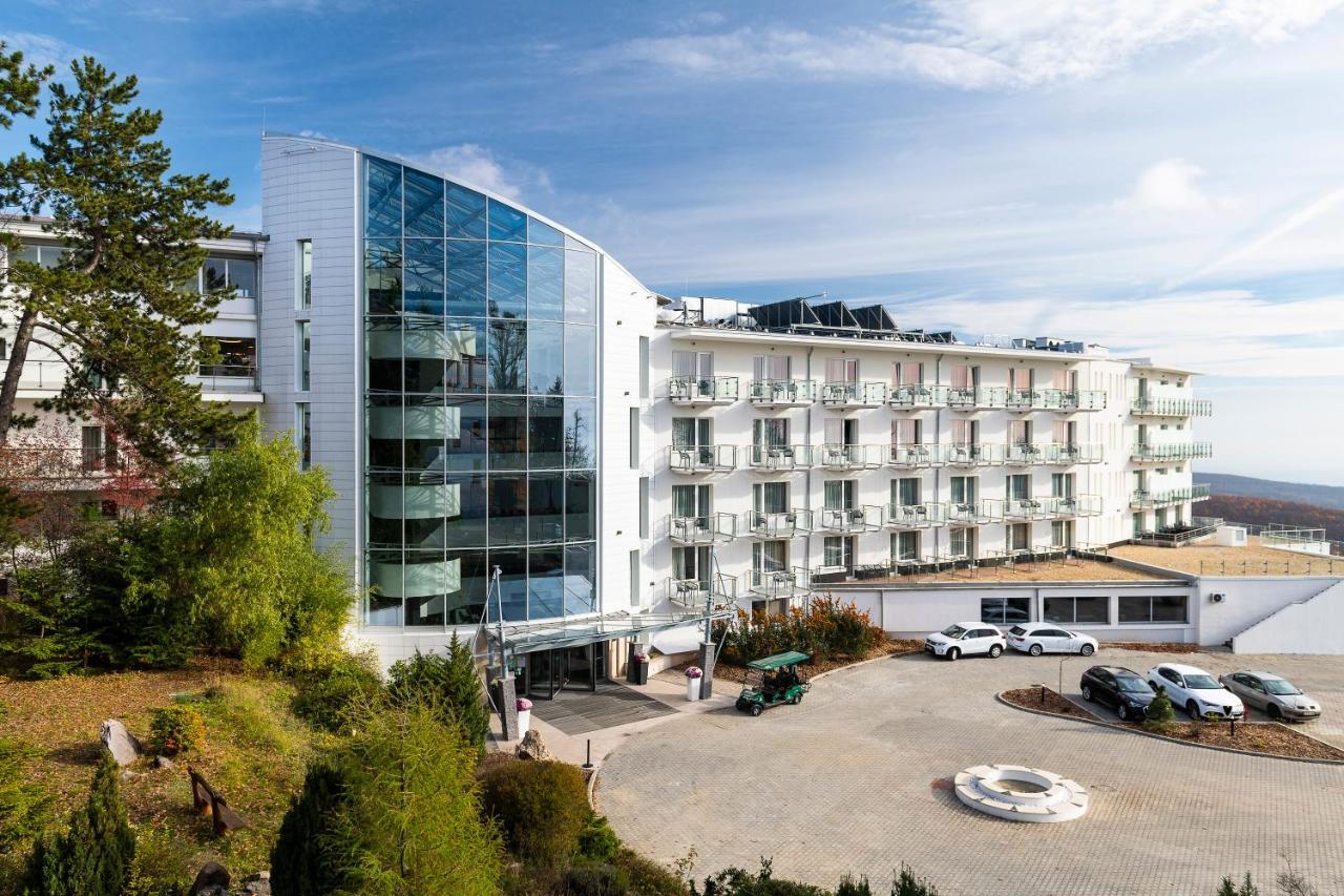 Hotel Ozon & Luxury Villas Mátraháza Екстериор снимка